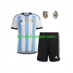Camisola Seleção da Argentina 3 Stars Criança Equipamento principal Mundial 2022 Mangas Curtas
