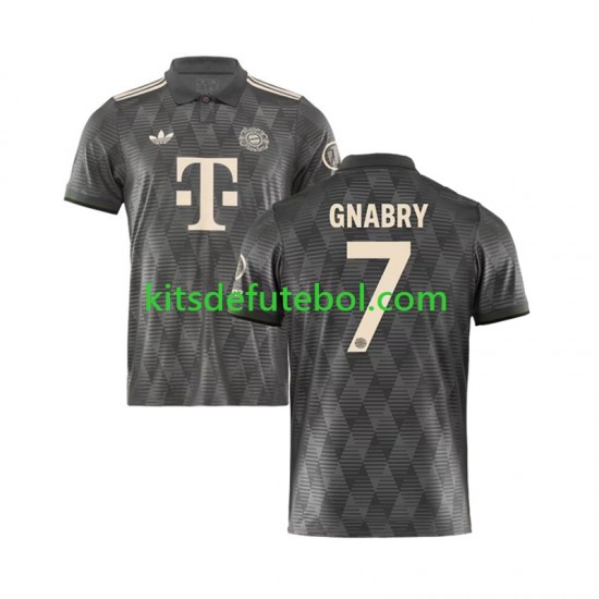 Camisola Bayern de Munique GNABRY 7 Octoberfest Homem Quarto equipamento 2024-2025 Mangas Curtas