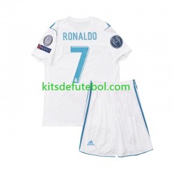 Camisola Retrô Real Madrid Cristiano Ronaldo 7 Criança Equipamento principal 2017 Mangas Curtas
